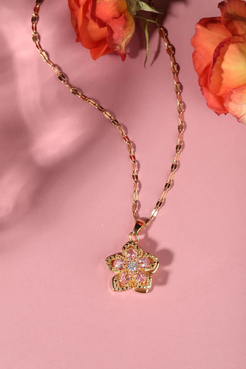 Collar Imperial Flor de Mulan: Honra la fuerza de la mujer que no se rinde y garantiza el regalo Perfecto para San valentin!!