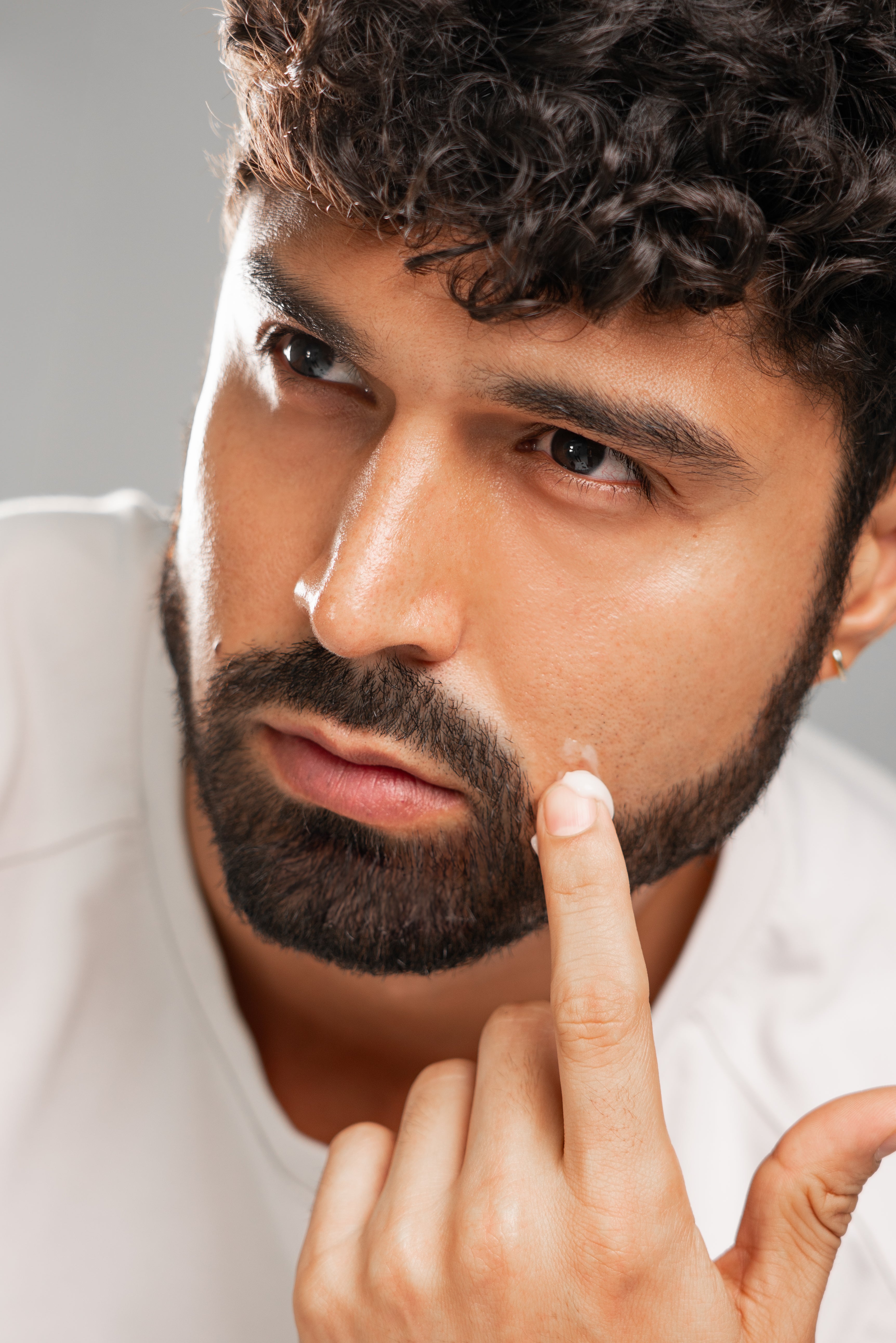 BALSAMO PARA CRECIMIENTO DE BARBA Y BIGOTE ULTRA FUERTE MINOXIDIL 20% CELULAS MADRE Y PEPTIDOS  BIOTECNOLOGICOS