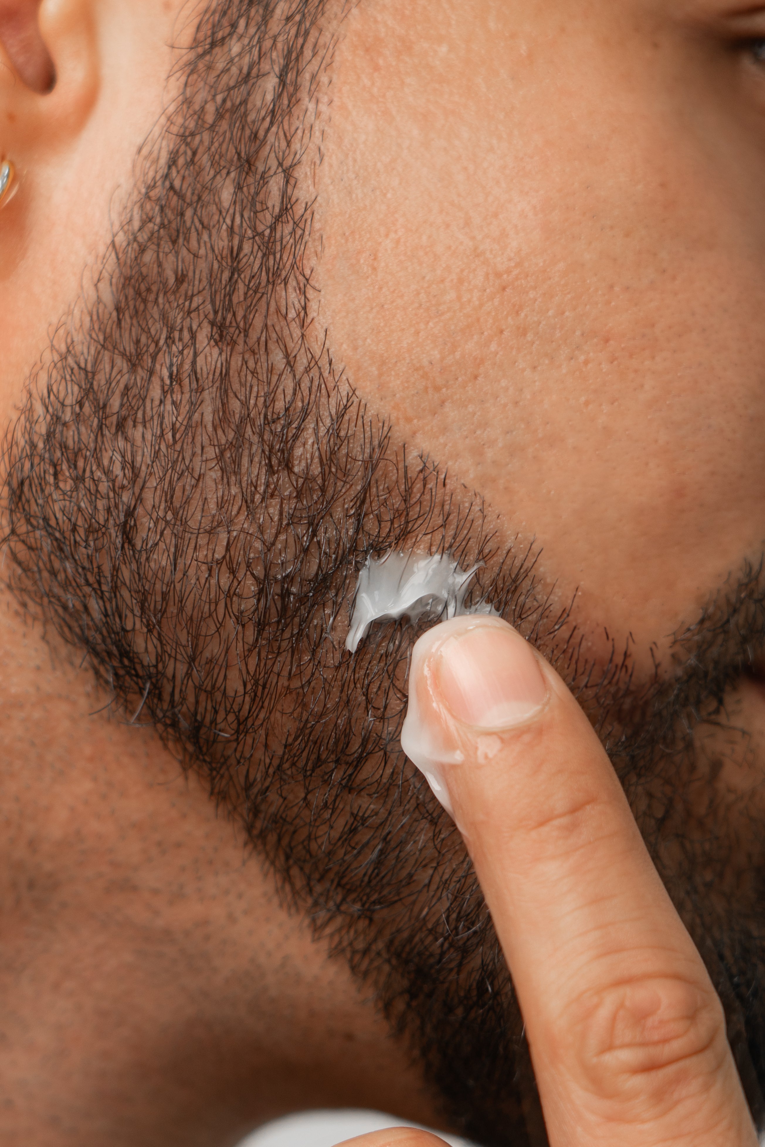BALSAMO PARA CRECIMIENTO DE BARBA Y BIGOTE ULTRA FUERTE MINOXIDIL 20% CELULAS MADRE Y PEPTIDOS  BIOTECNOLOGICOS